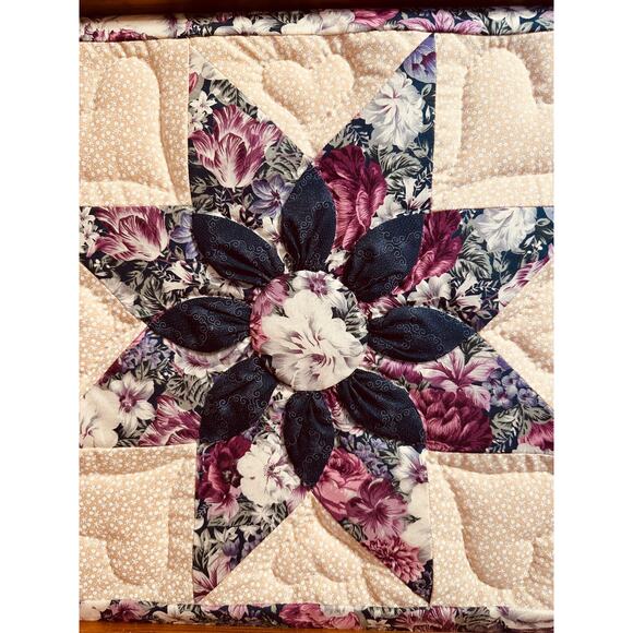 Vintage Large Amish Quilted Square w. Cottage Carved Wood Frame 20" Square - Picture 2 of 5